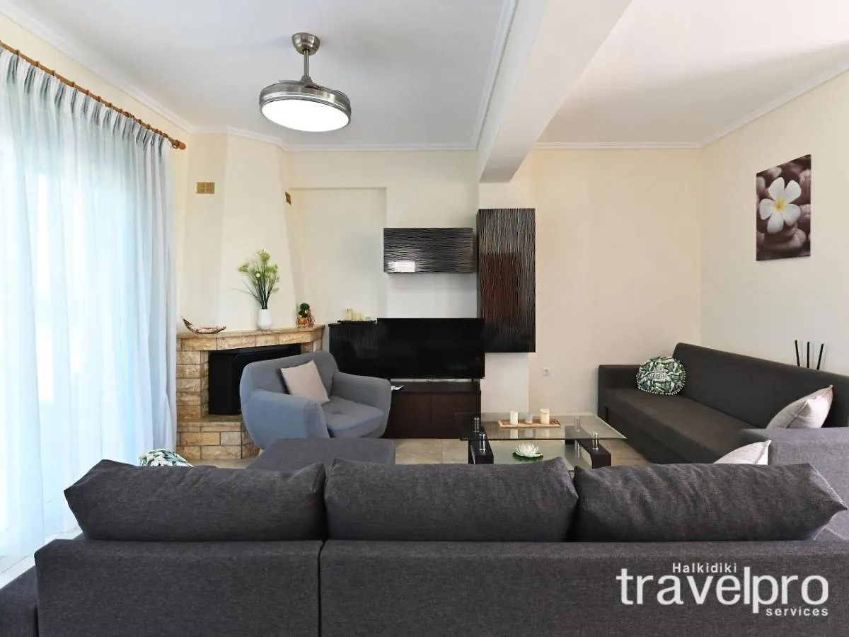 Villa Iris By Rentalspro Services - Agios Mamas Beach