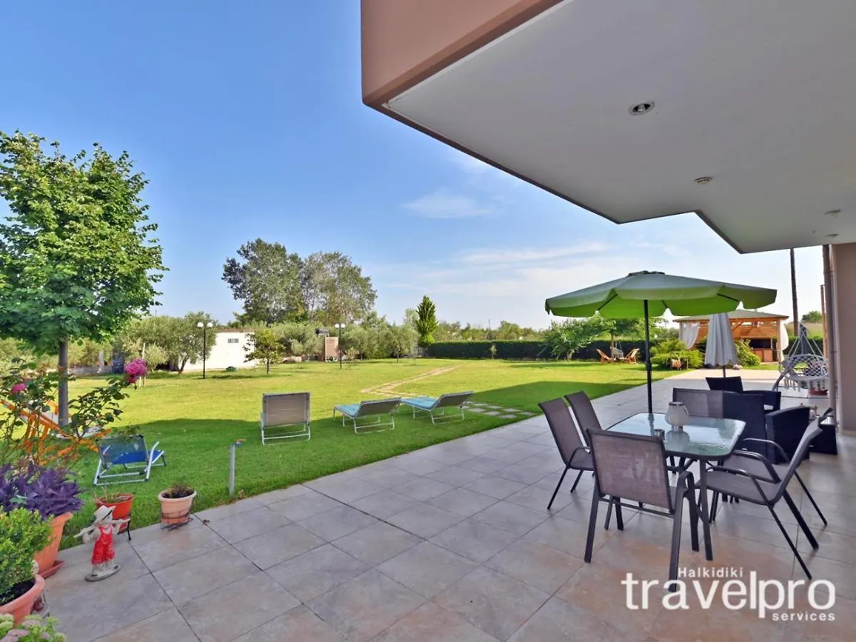 Villa Iris By Rentalspro Services - Agios Mamas Beach