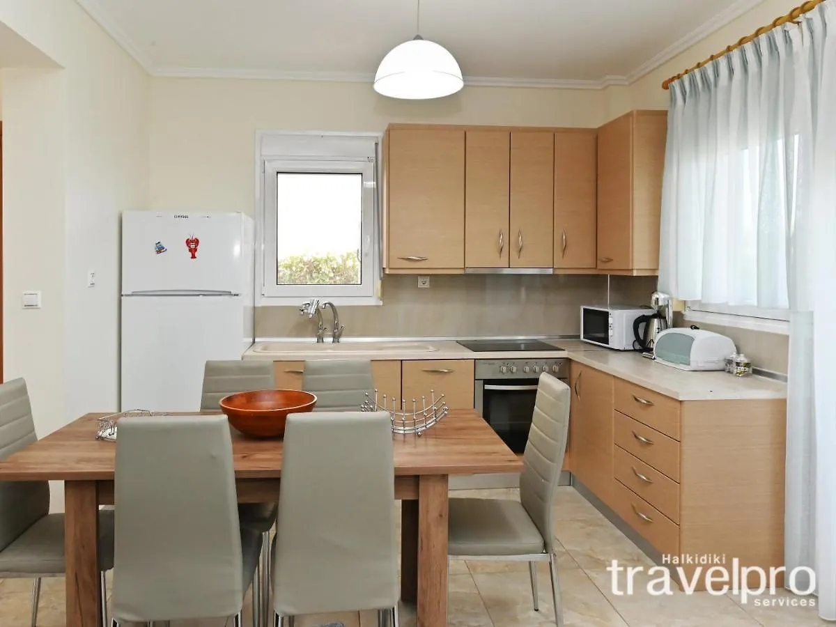 Villa Iris By Rentalspro Services - Agios Mamas Beach Řecko