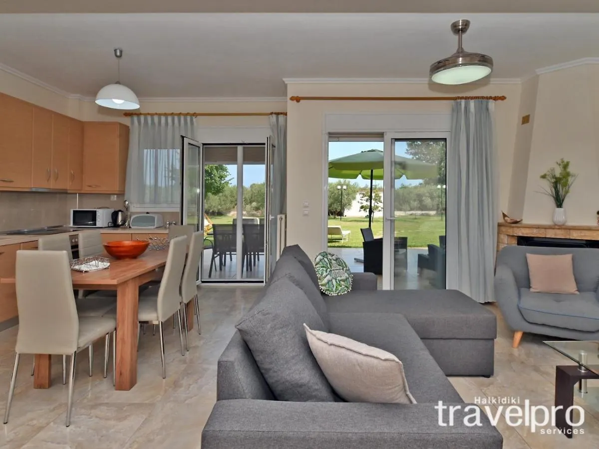 Villa Iris By Rentalspro Services - Agios Mamas Beach