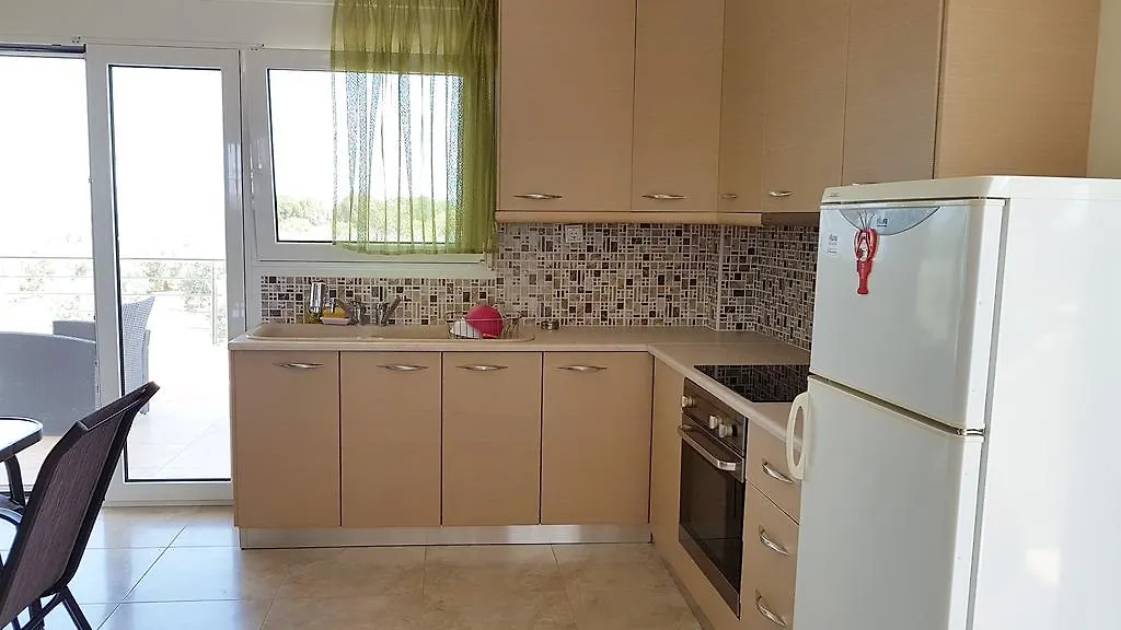 Villa Iris By Rentalspro Services - Agios Mamas Beach